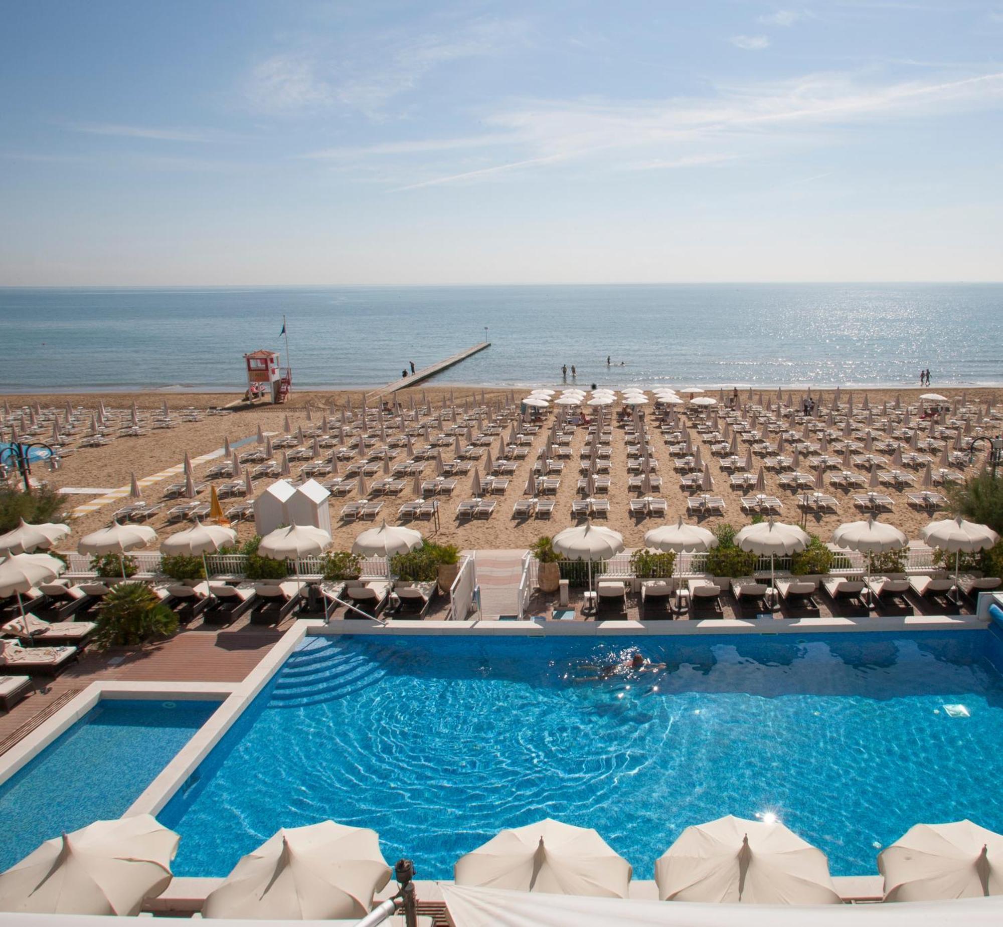 Hotel Delle Nazioni ليدو دي يسولو المظهر الخارجي الصورة