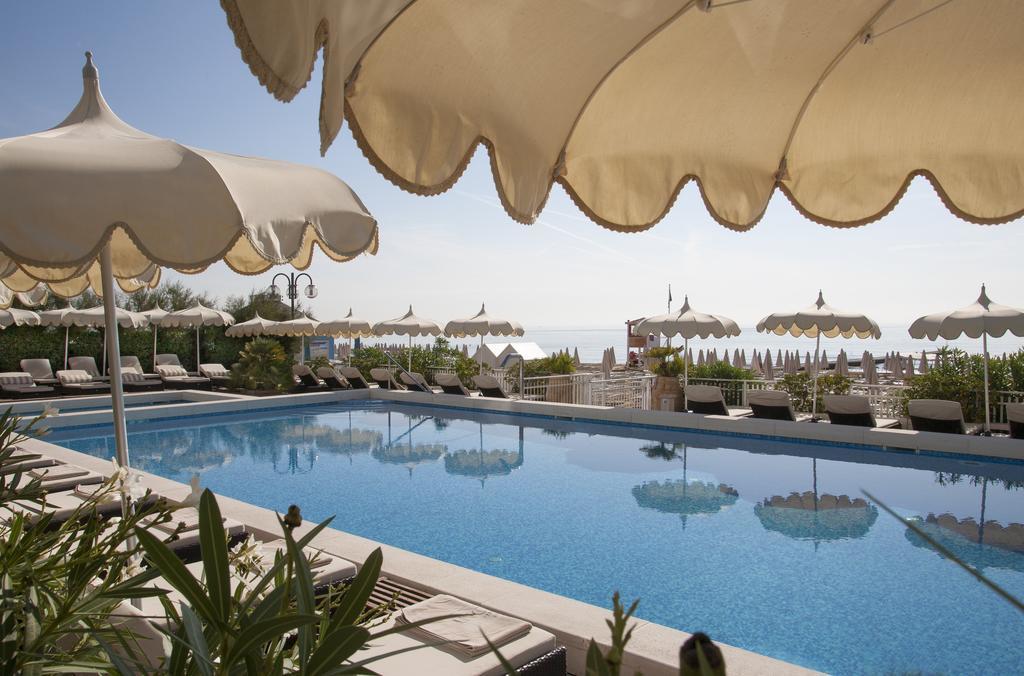 Hotel Delle Nazioni ليدو دي يسولو المظهر الخارجي الصورة