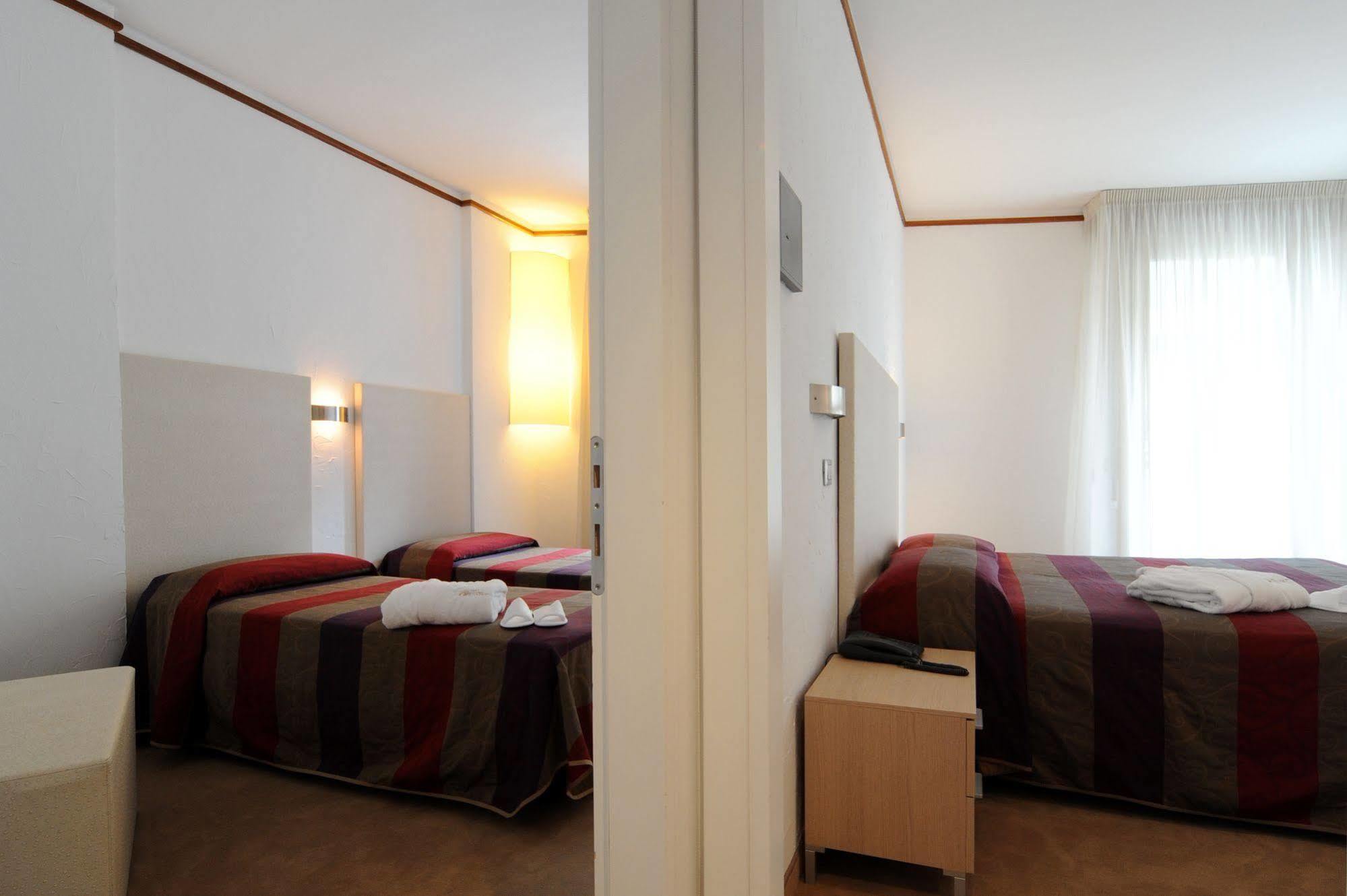 Hotel Delle Nazioni ليدو دي يسولو المظهر الخارجي الصورة