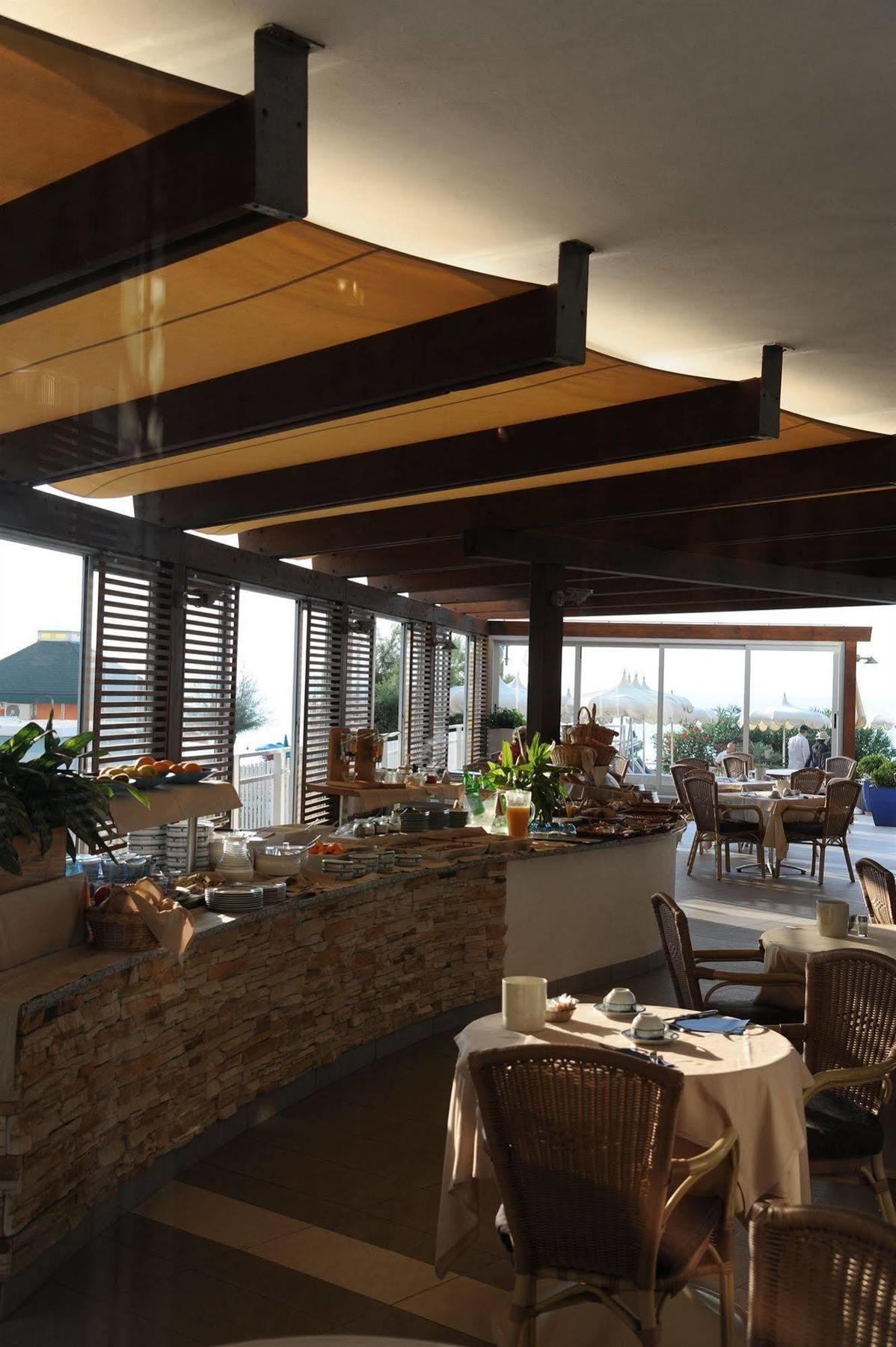 Hotel Delle Nazioni ليدو دي يسولو المظهر الخارجي الصورة
