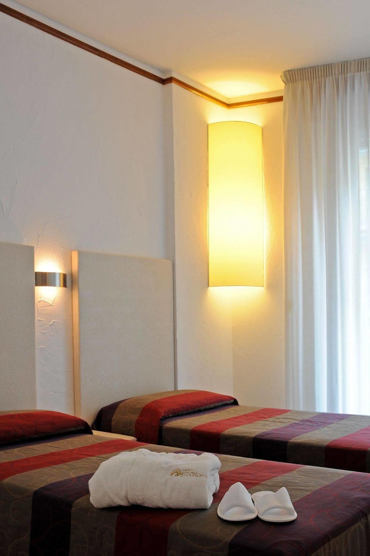 Hotel Delle Nazioni ليدو دي يسولو المظهر الخارجي الصورة