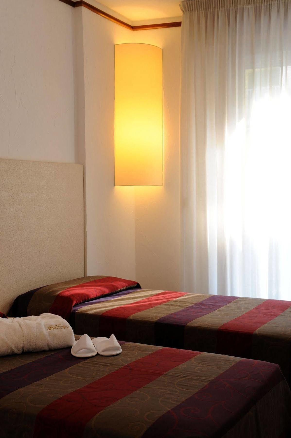 Hotel Delle Nazioni ليدو دي يسولو المظهر الخارجي الصورة