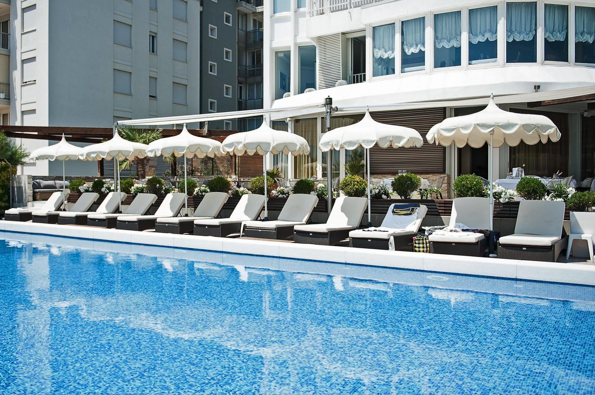 Hotel Delle Nazioni ليدو دي يسولو المظهر الخارجي الصورة